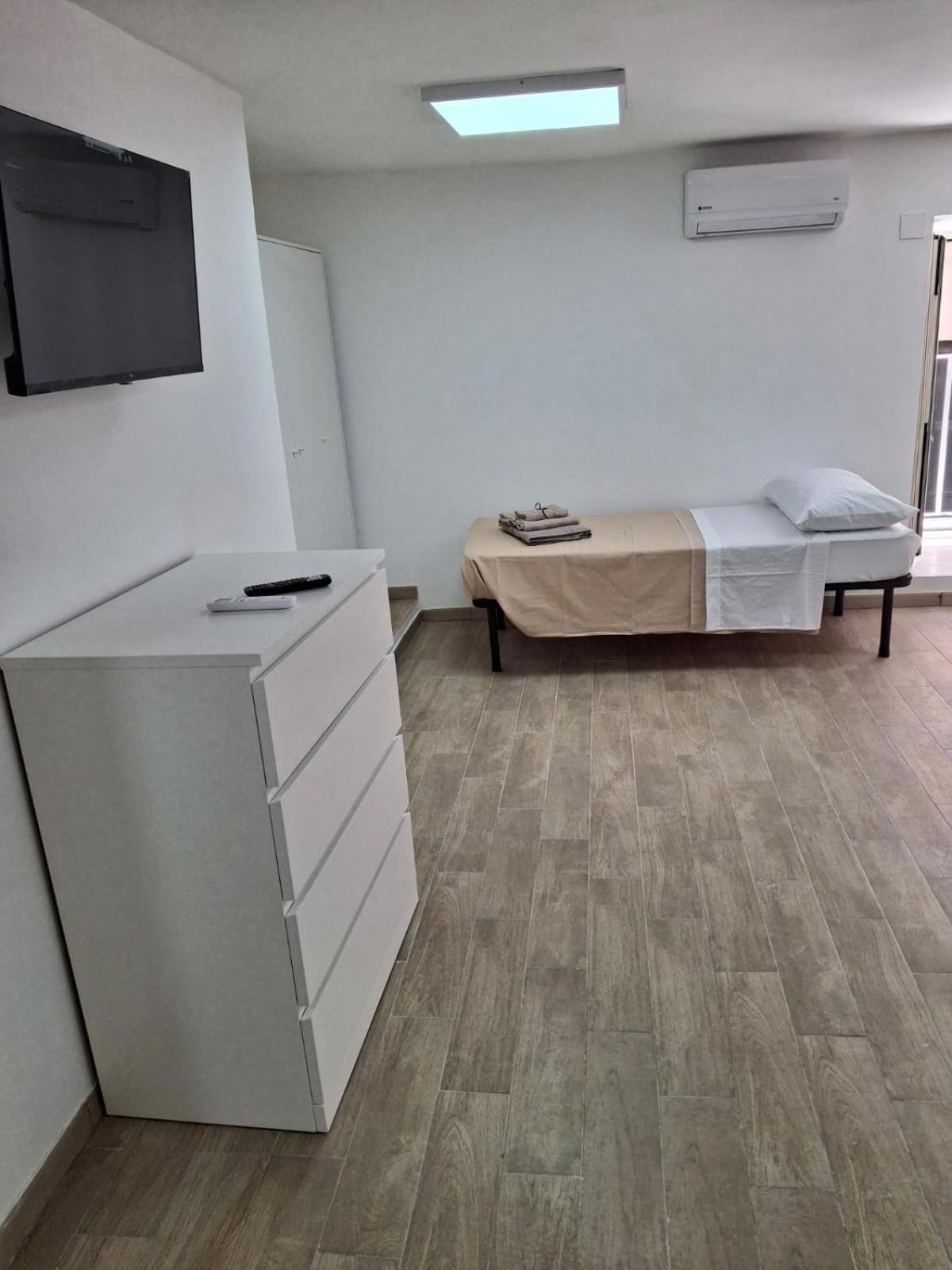 Salvatore Tommasi 43 Centro Storico Apartamento